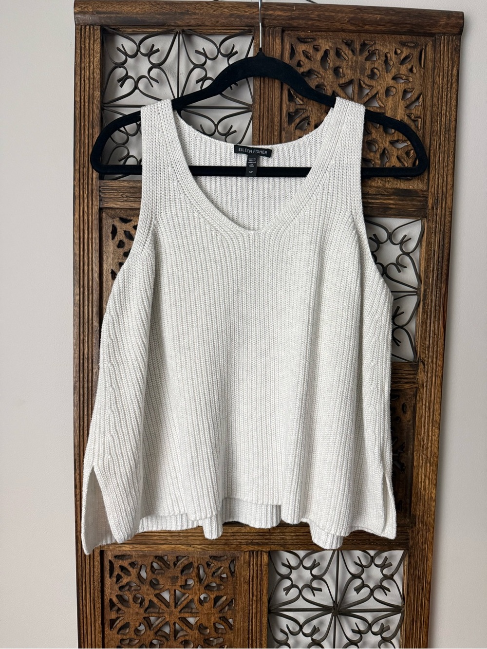 Eileen Fisher Cream Ribbed V-Neck Knit Tank
